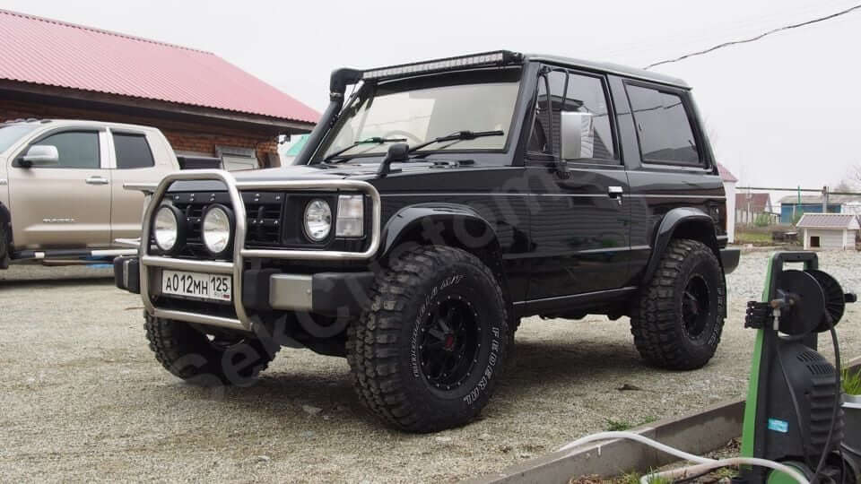 Mitsubishi Pajero Fender Flares