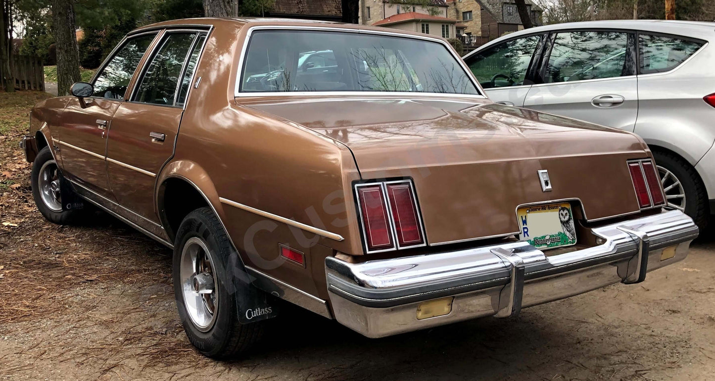 Oldsmobile Rear Bumper Filler