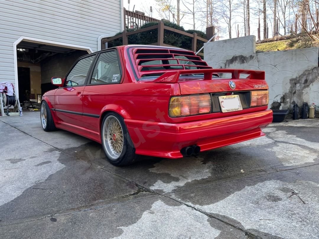 BMW E30 Rear Window Louver
