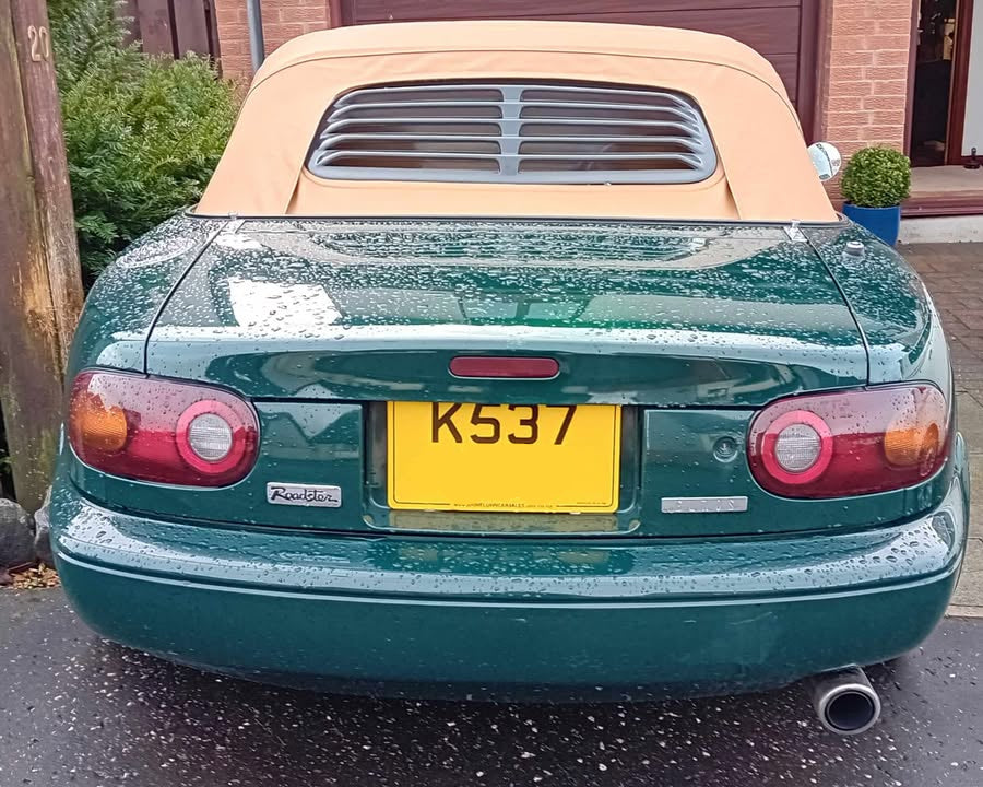 Mazda MX-5 SoftTop Rear Window Louver