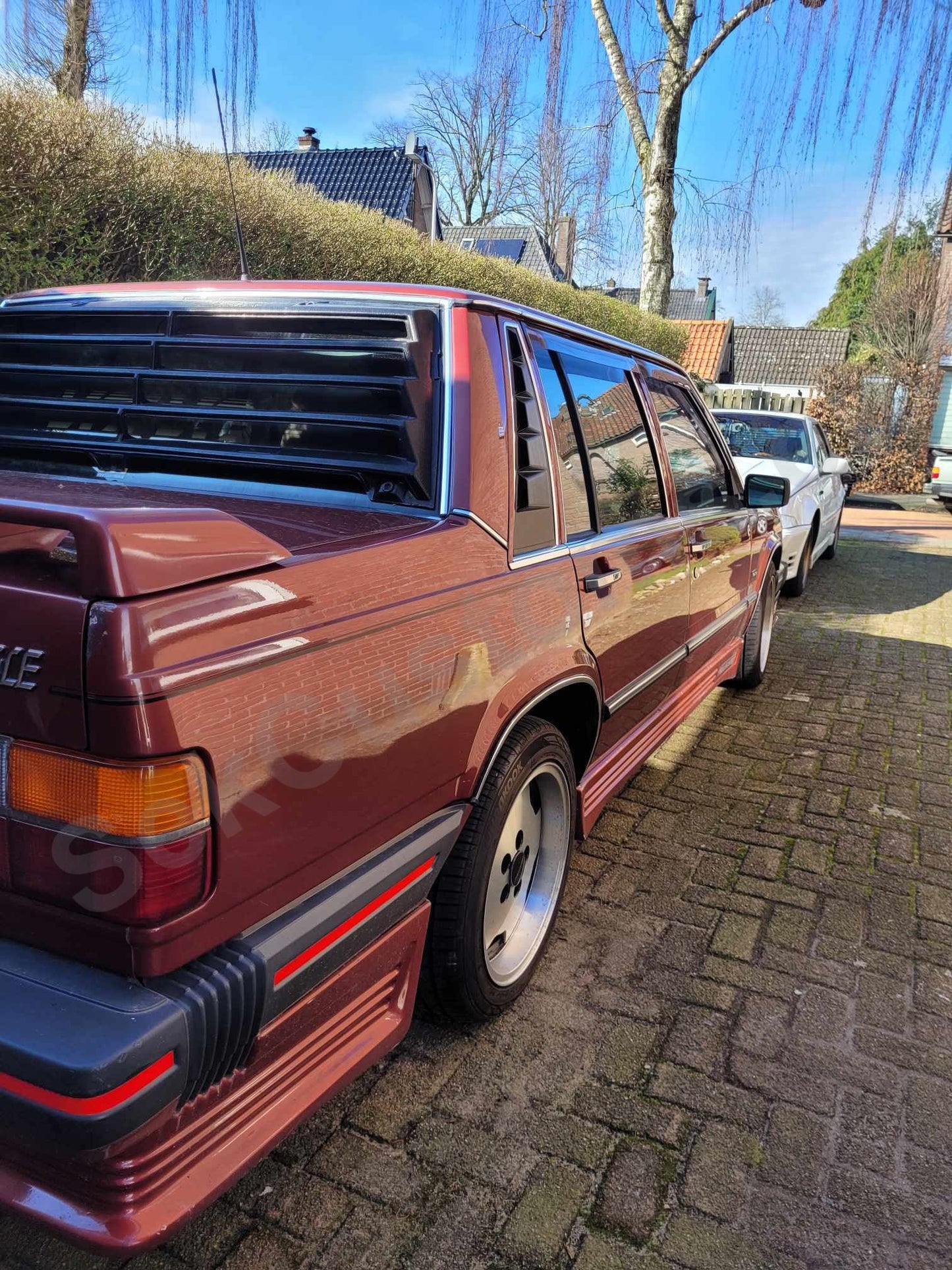 Volvo 700 Series Side Quarter Window Louvers