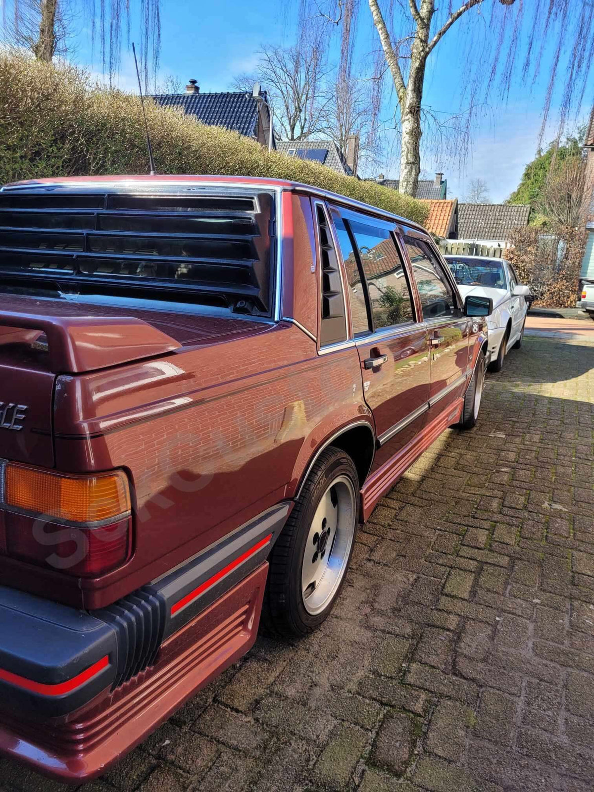 Volvo 700 Series Side Quarter Window Louvers