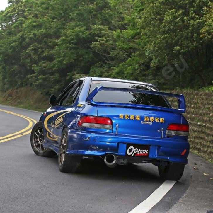 Subaru Impreza I Rear Window Louver
