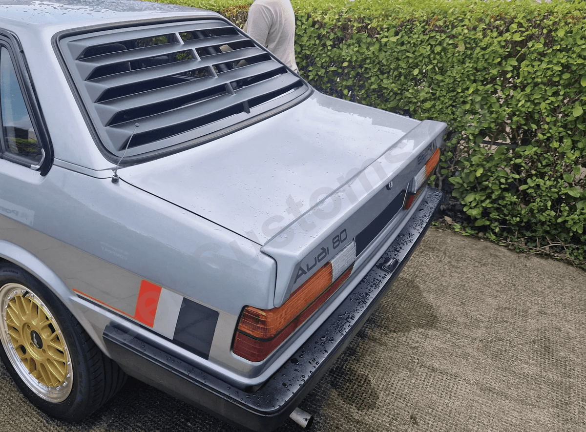 Audi 80 Rear Window Louver