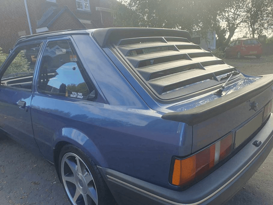 Ford Escort MK4 Rear Window Louver