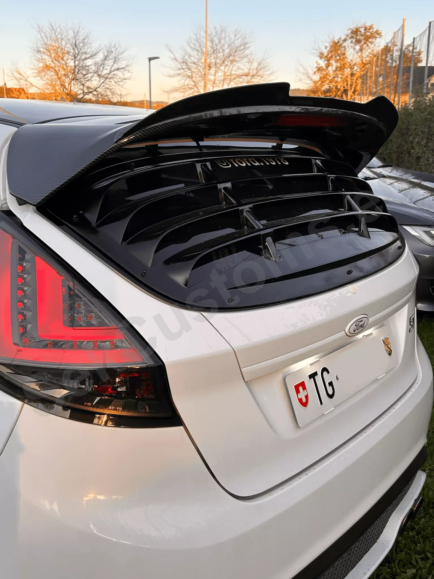 Ford Focus MK3 Rear Window Louver