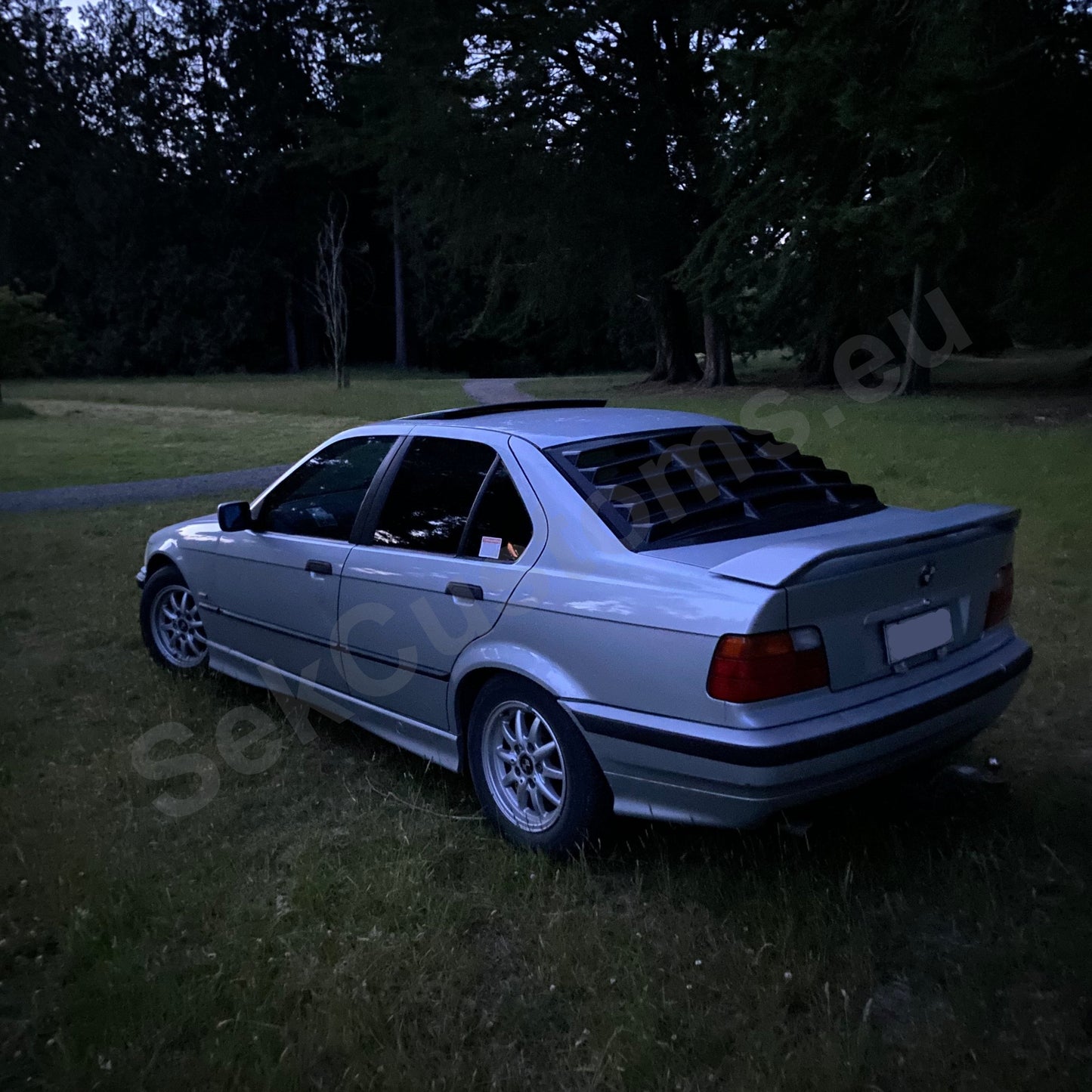 BMW E36 Rear Window Louver