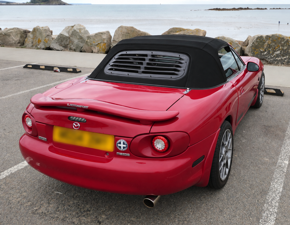 Mazda MX-5 SoftTop Rear Window Louver