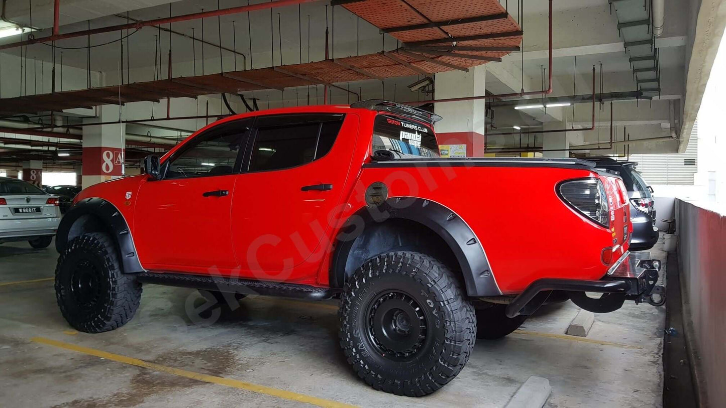 Mitsubishi L200 Fender Flares