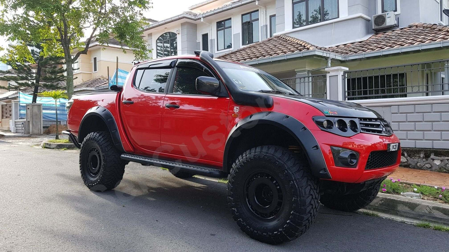 Mitsubishi L200 Fender Flares