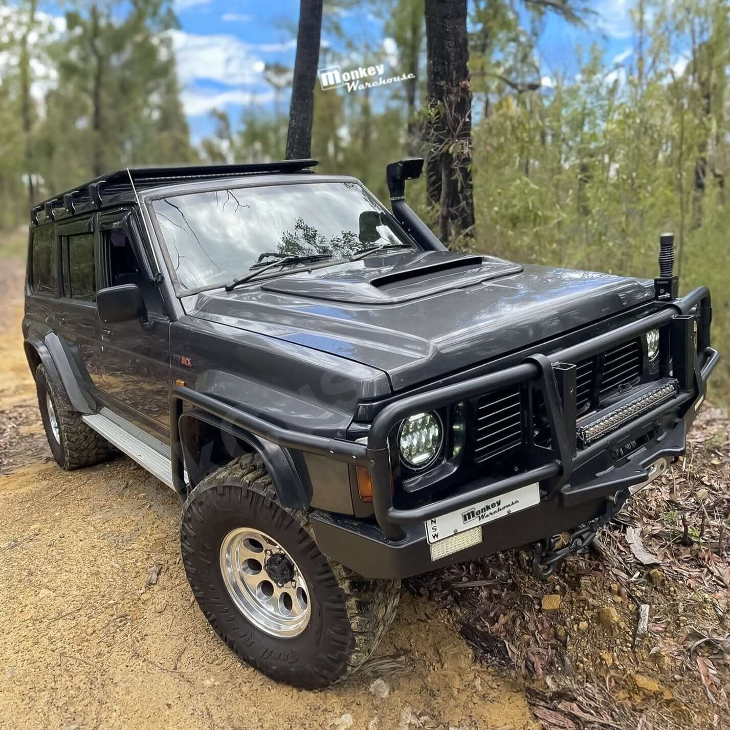 Nissan Patrol Y60 Hood Scoop