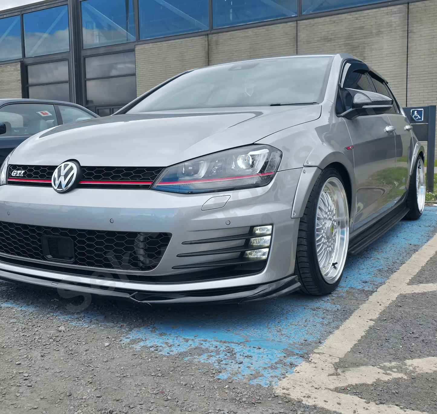VW Golf MK7 Fender Flares
