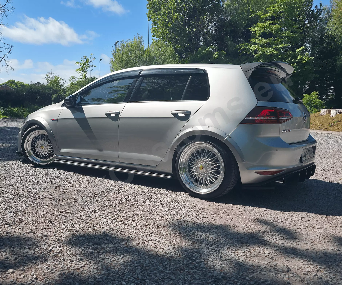 VW Golf MK7 Fender Flares