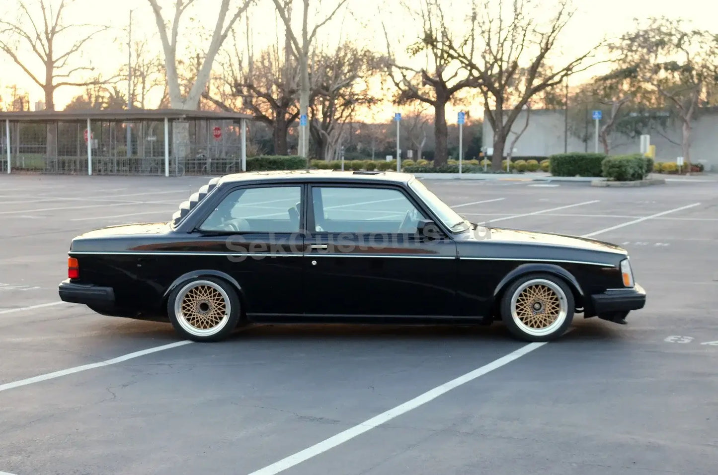 Volvo 242 Rear Window Louver