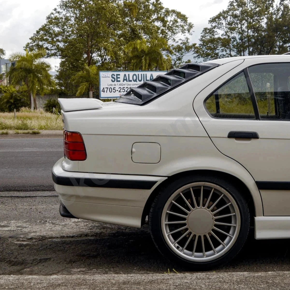 BMW E36 Rear Window Louver
