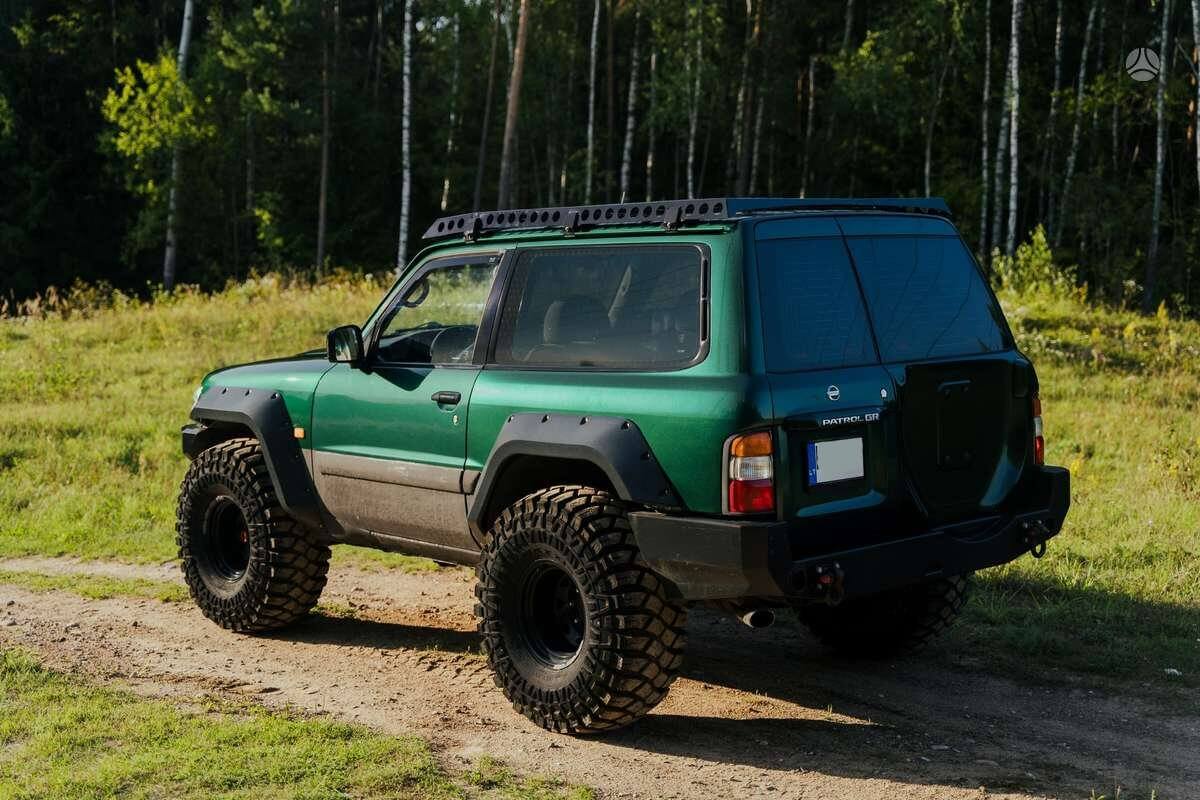 Nissan Patrol Y61 Fender Flares