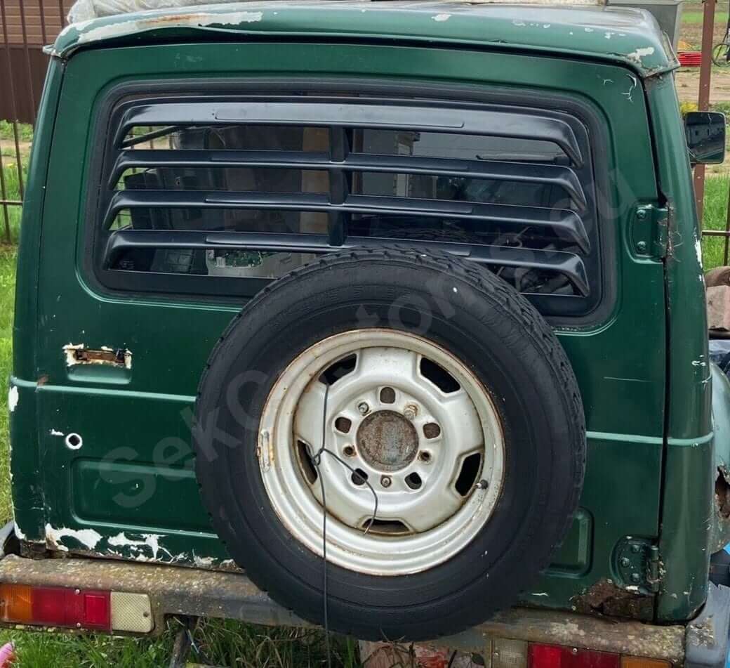 Suzuki Samurai Rear Window Louver