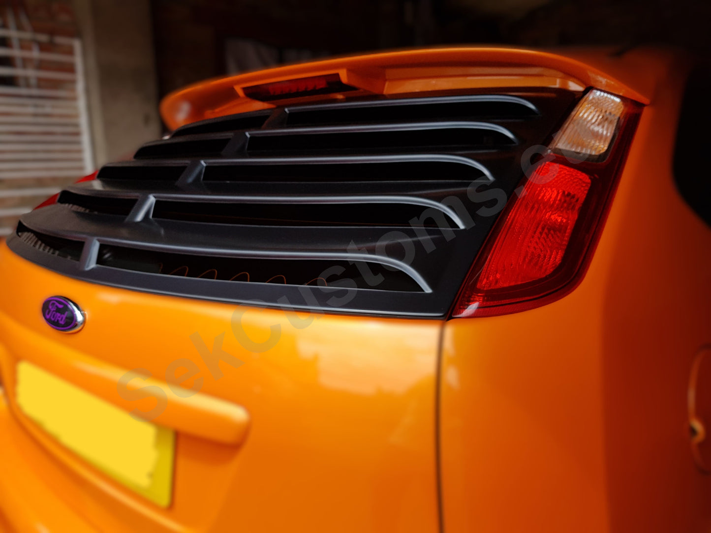Ford Focus MK2 Rear Window Louver