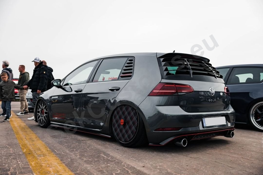 VW Golf MK7 Rear Window Louver