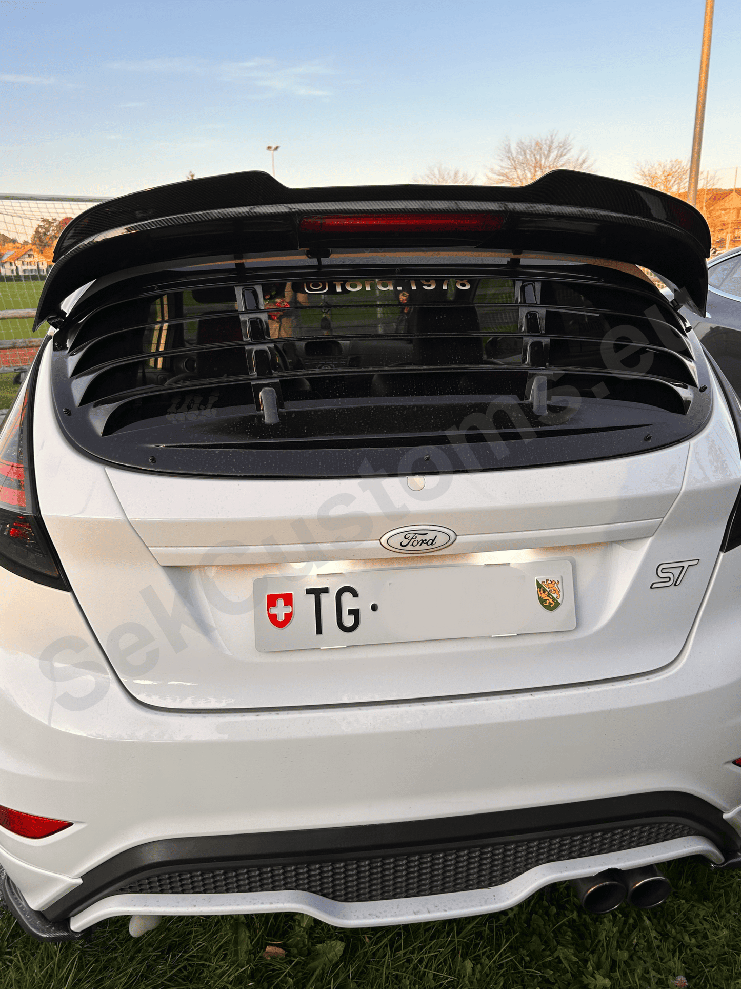 Ford Focus MK3 Rear Window Louver