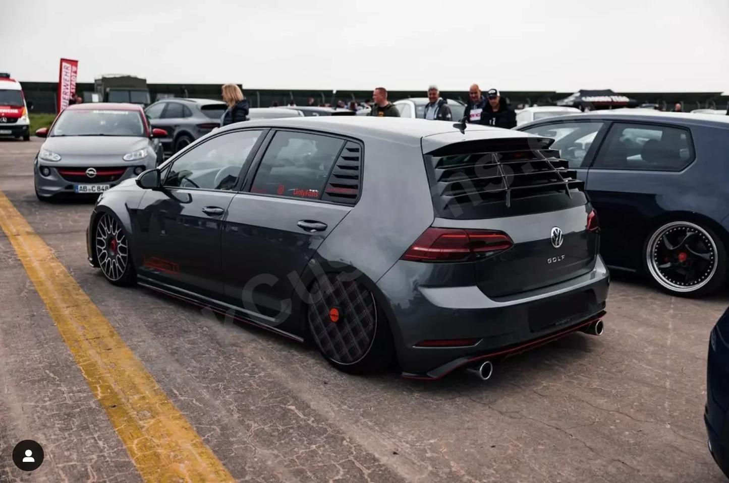 VW Golf MK7 Rear Window Louver