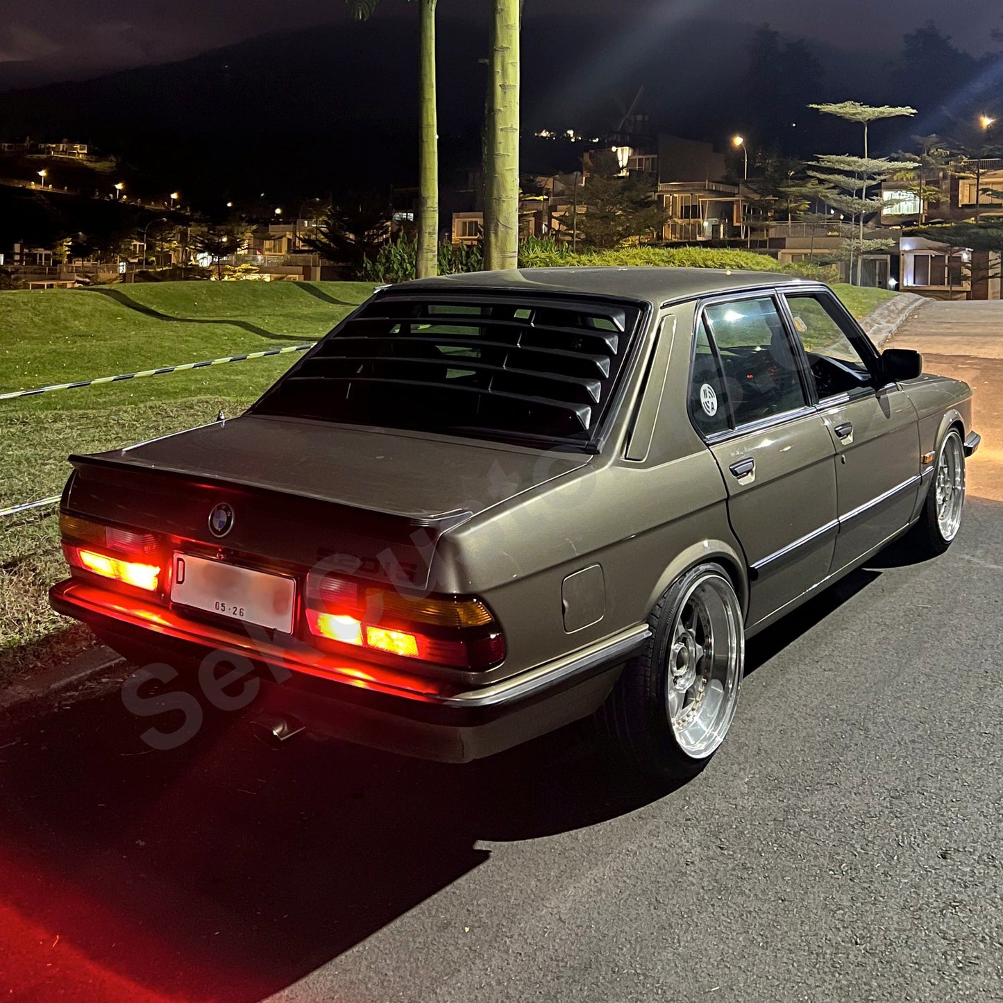 BMW 5 Series E28 Rear Window Louver