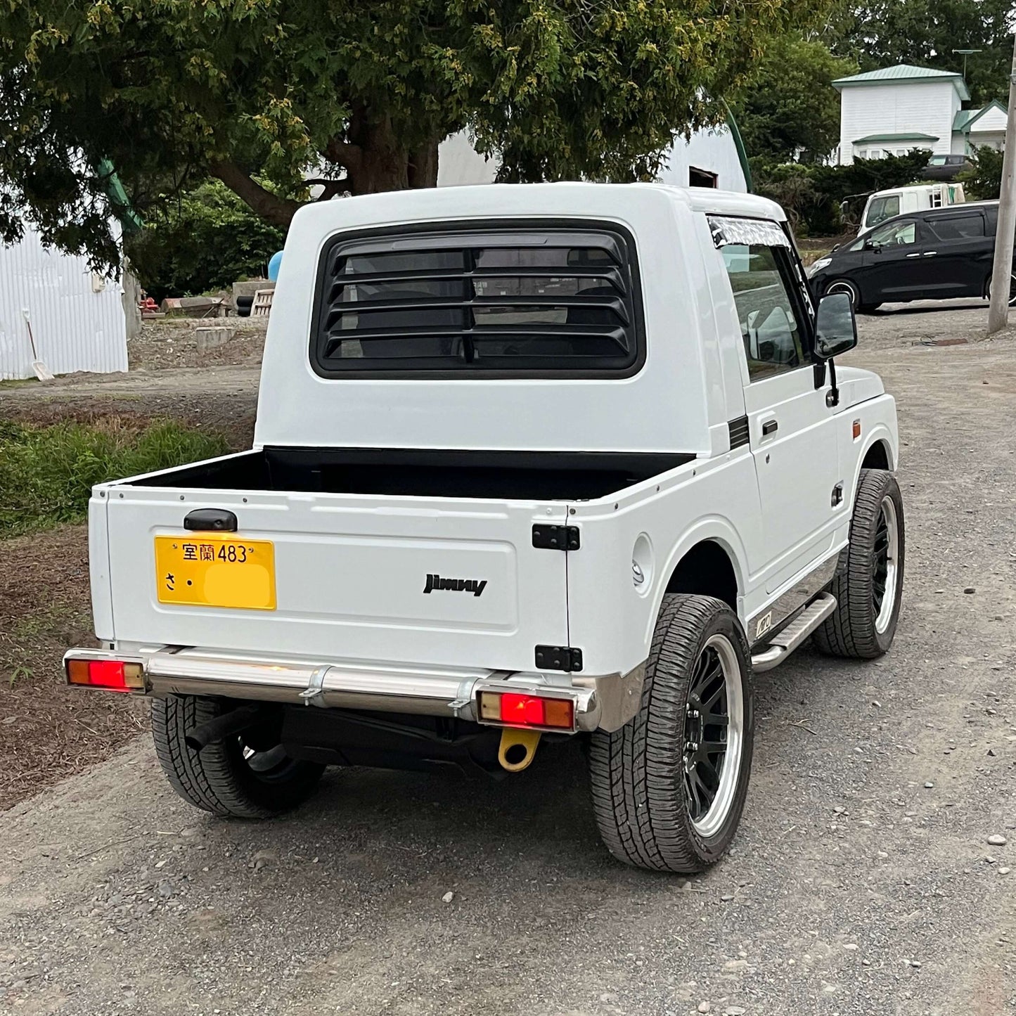 Suzuki Jimny Rear Window Louvre