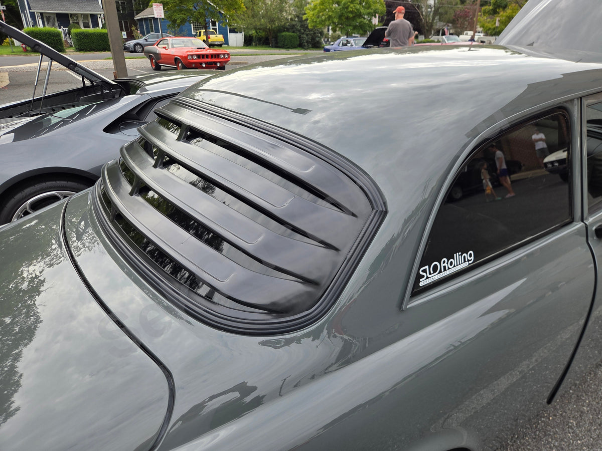 Close up Volvo Amazon Rear Window Louver